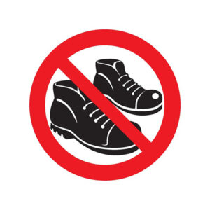 CHAUSSURES INTERDITES D.300mm