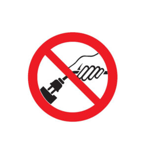 INTERDIT DE RETIRER LA PRISE D.180mm